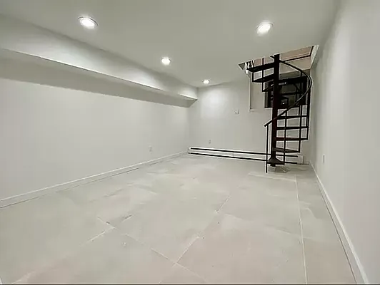 Rented by Bohemia Realty Group | media 34