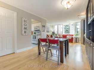 80 Harrison Garden Blvd #220, Toronto, ON M2N 7E3