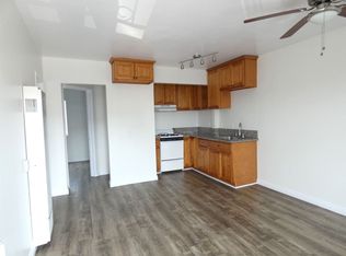 1749 E 10th St APT C, Long Beach, CA 90813