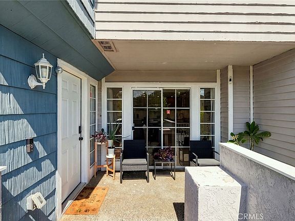 5th image of 20235 Keswick St Unit 2