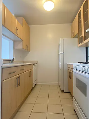 Rented by LL Real Estate Services | media 14