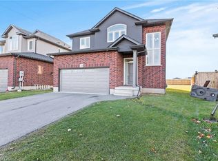 33 Cinnamon St, Thorold, ON L2V0H6