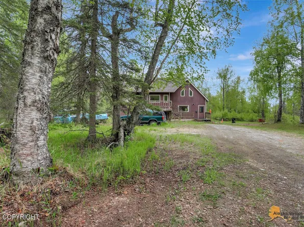 2024 E Holobinko Rd, Wasilla, AK 99654