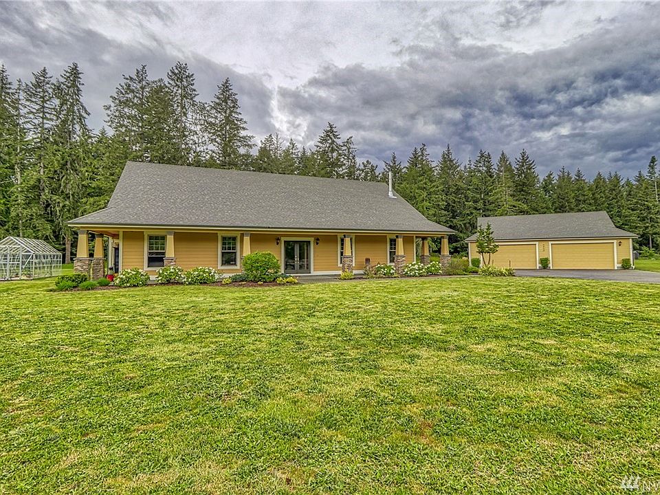 1st image of 5543 Meadowood Ln NE