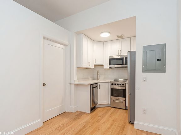 3rd image of 53 Burbank St #3