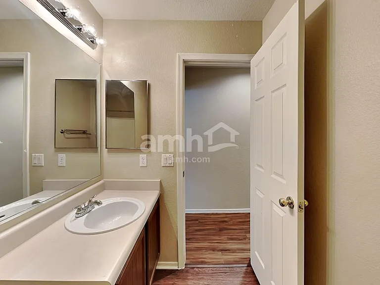 25788 W Nancy Ln — Photo 18