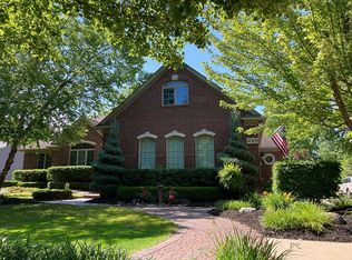 47165 Sugarbush Rd, Chesterfield, MI 48047