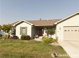 175 Baldwin Dr, Lander, WY 82520