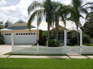 2811 Bay Side Dr, New Smyrna Beach, FL 32168