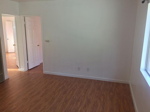 2nd image of 3430 3/4 Drew St