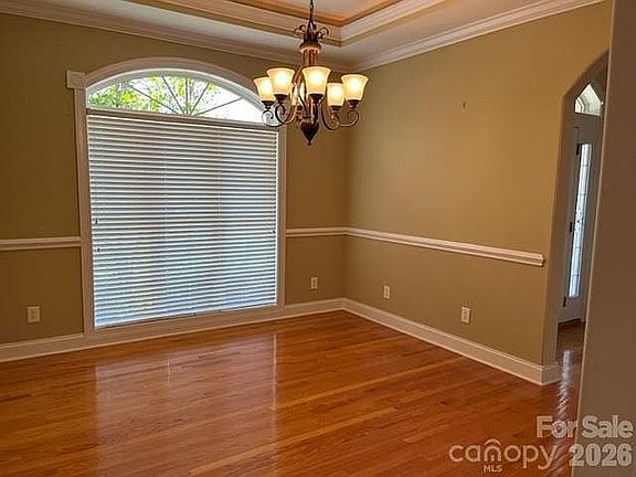 3rd image of 119 Blakemore Dr