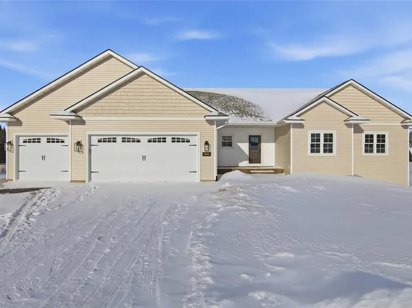 1921 Willow Creek Parkway, Chippewa Falls, WI 54729