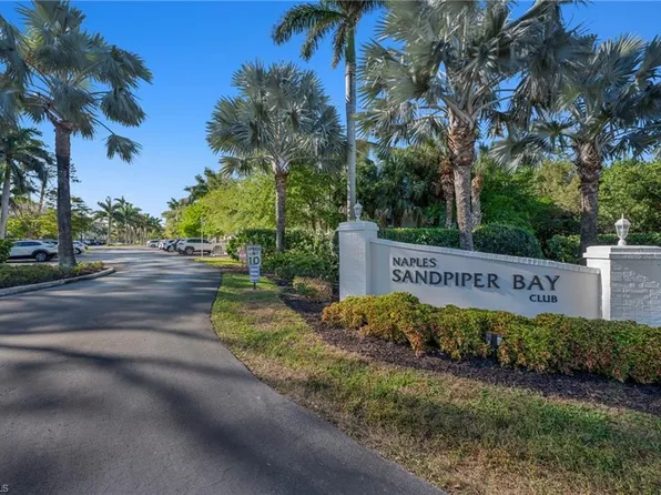 3021 Sandpiper Bay CIR #E205, NAPLES, FL 34112