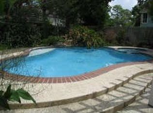 6710 W Greens Rd, Houston, TX 77066