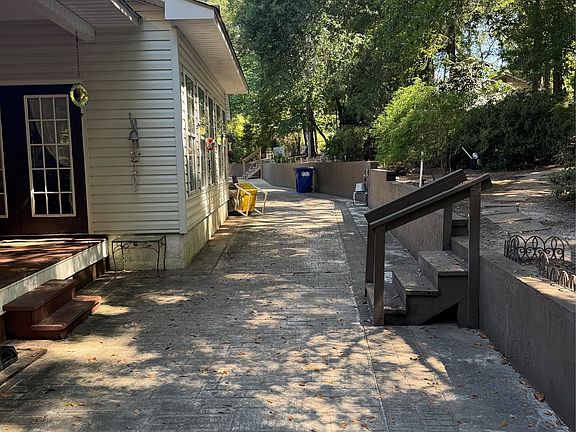 5th image of 28080 Jim Foshee Rd