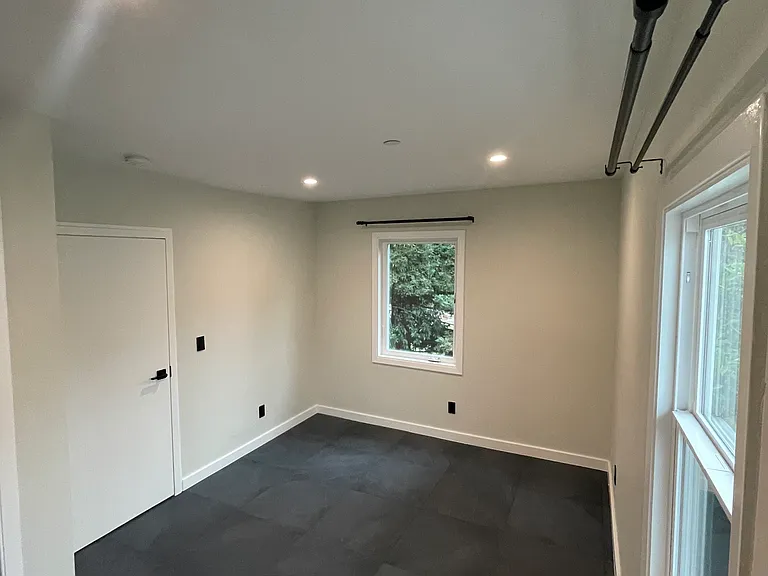 3028 Regent St — Photo 25