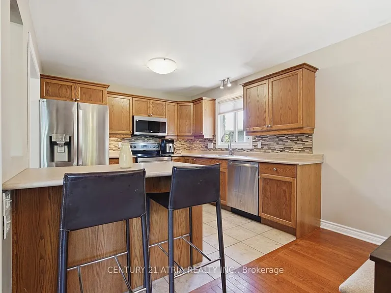 806 Marigold St — Photo 10