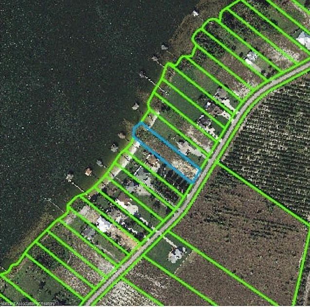 1st image of 171 S Bear Pointe Dr