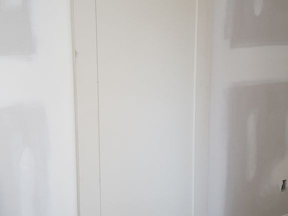 MODERN BARN DOOR SLIDER