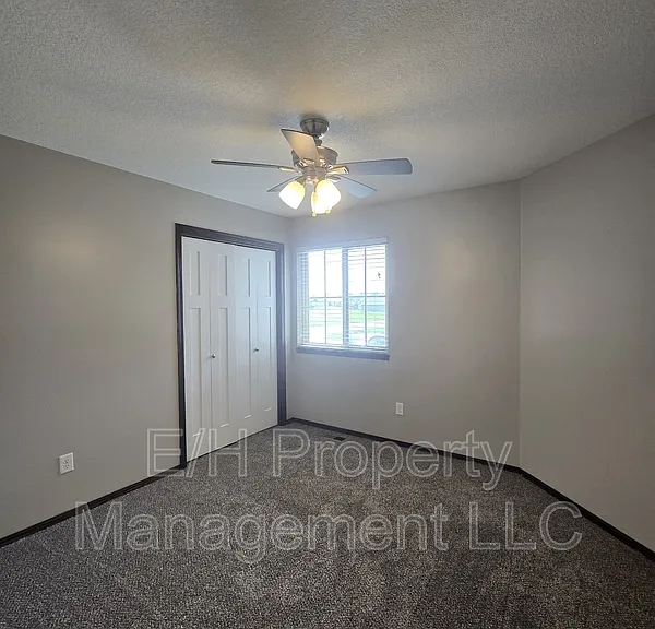 5903 N Millsboro St — Photo 20