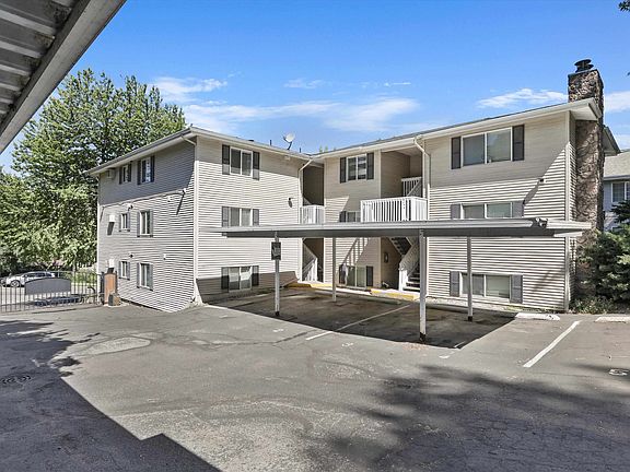 3rd image of 837 S Cowley St APT 202