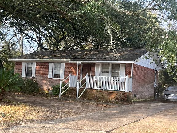 4th image of 1445 Westwood Dr