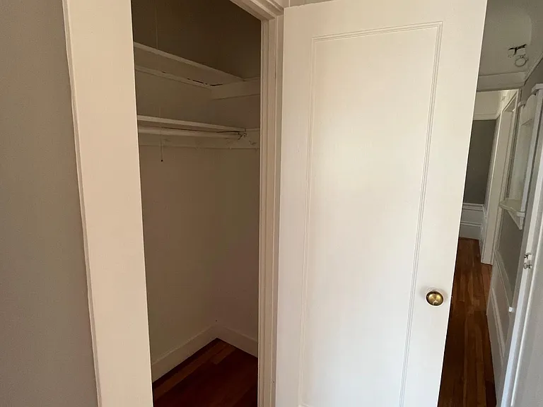 1545 Sacramento St #6 — Photo 9