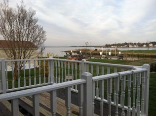 518 Long Point Rd, Grasonville, MD 21638