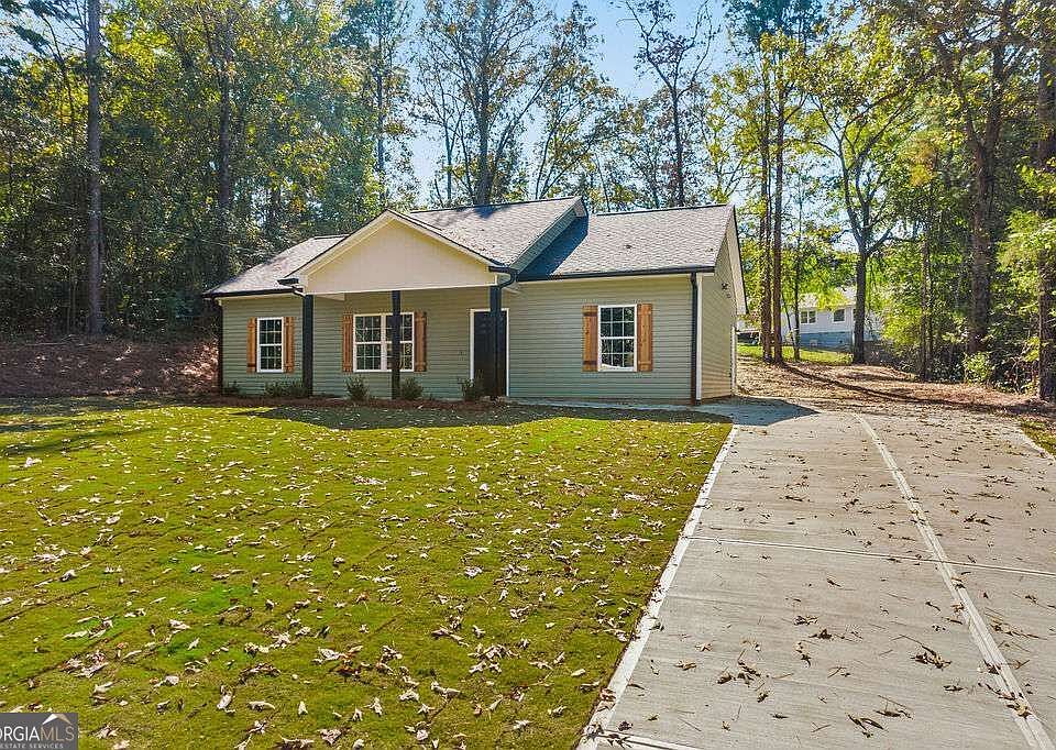 1st image of 652 Harris Cir