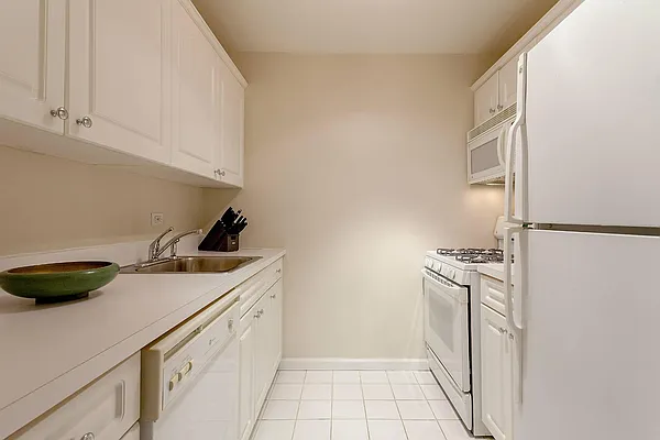 Sold by Town Residential | media 13