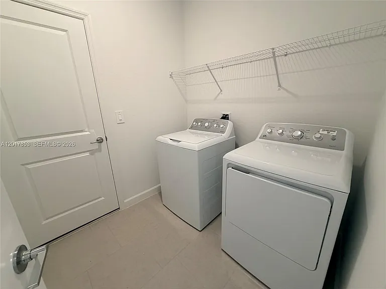 3917 Passion Vine Dr — Photo 14