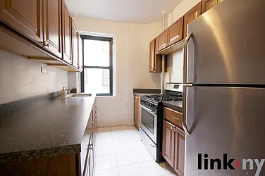 Rented by Link NY Realty