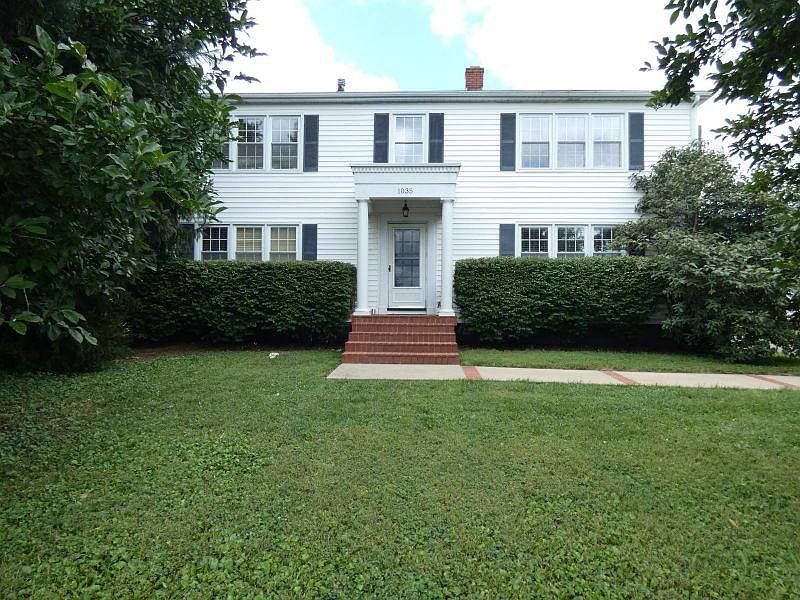 1st image of 1035 W Vine St APT 4