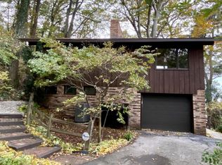 6896 Blue Star Hwy, Coloma, MI 49038