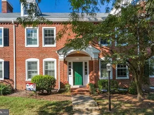3346 S Wakefield St APT B1, Arlington, VA 22206