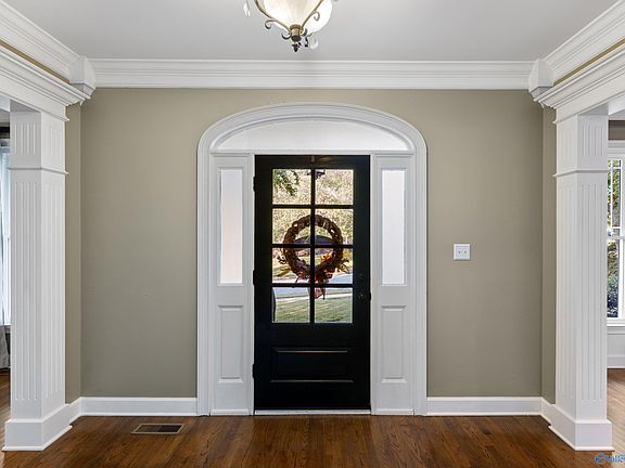 5th image of 2896 Hampton Cove Way SE