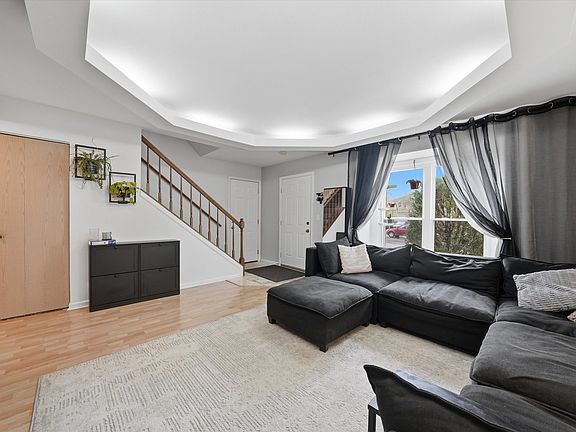 2nd image of 1274 Robin Dr