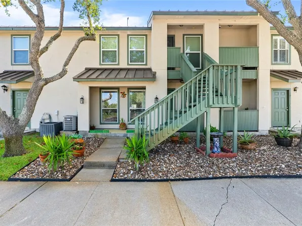 302 Saint Andrews St #K102, Rockport, TX 78382
