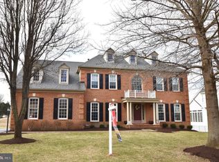 7846 Virginia Oaks Dr, Gainesville, VA 20155