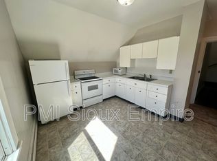 927 S Spring Ave #4, Sioux Falls, SD 57104