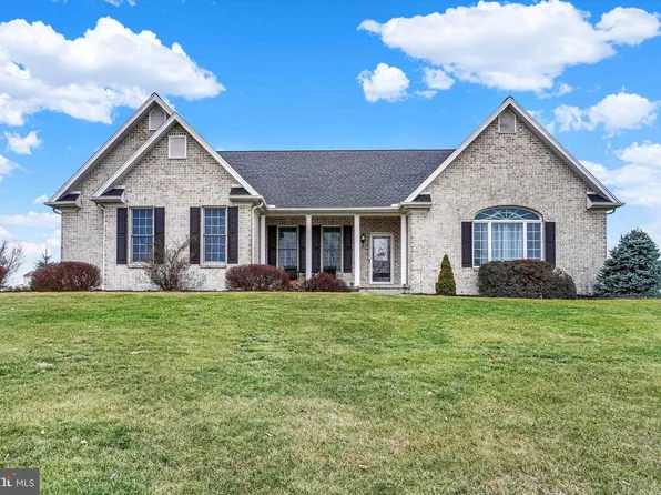 4450 Sycamore Ln, Red Lion, PA 17356