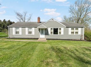 6081 Shepler Church Ave SW, Navarre, OH 44662