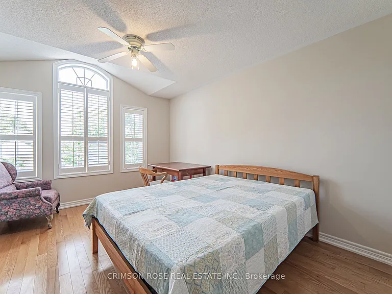 5420 Valleyhigh Dr #4 — Photo 27