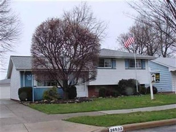1st image of 26533 Leslie Ave