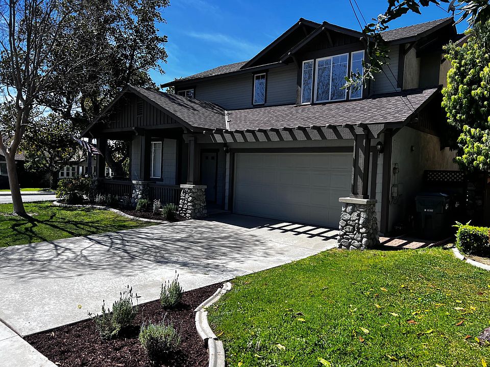1st image of 227 S Magnolia Ave