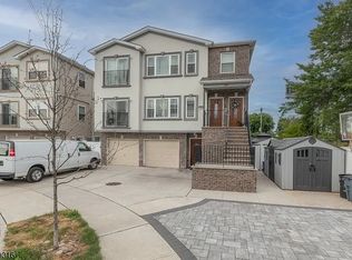 (Undisclosed Address), Elizabethport, NJ 07206