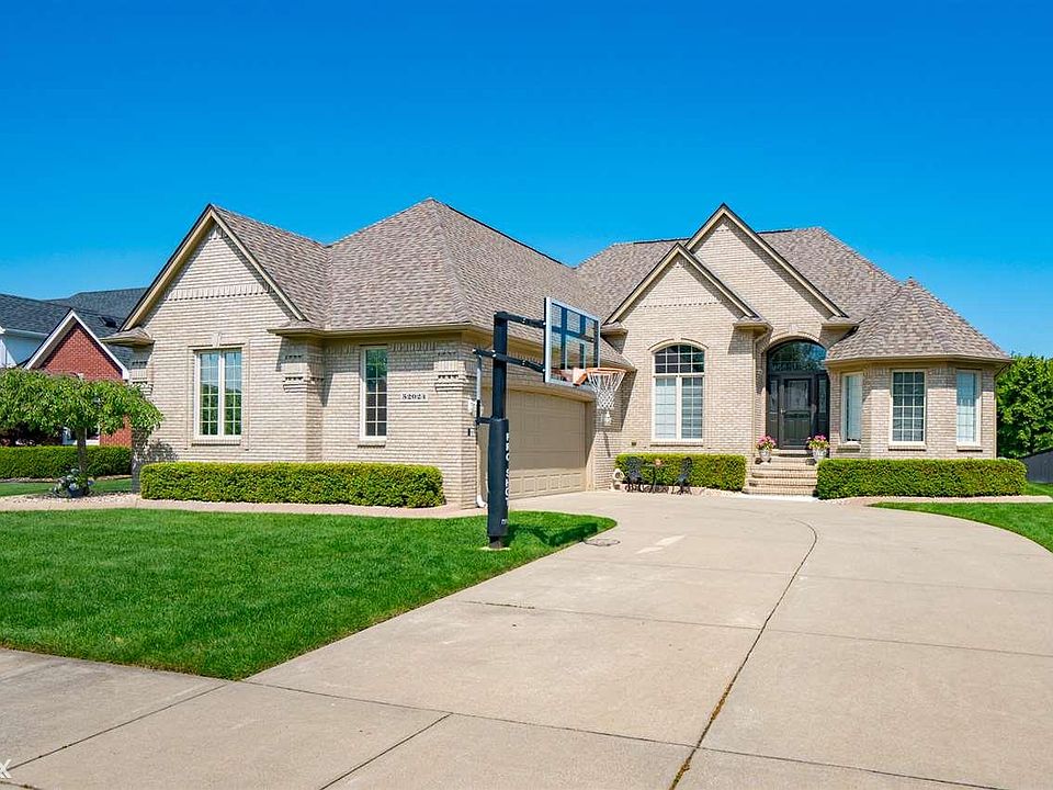 1st image of 52024 Monaco Dr