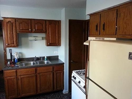 2nd image of 6163 N Leavitt St APT 1W