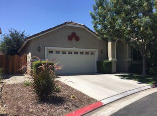 718 Century Ln, Clovis, CA 93612