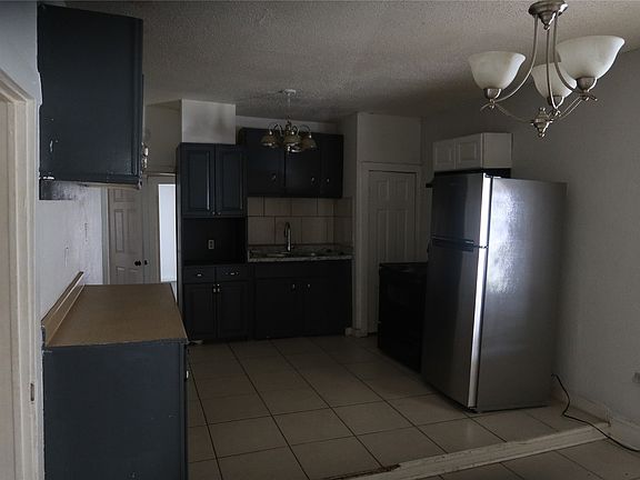 5th image of 4011 Coolidge St